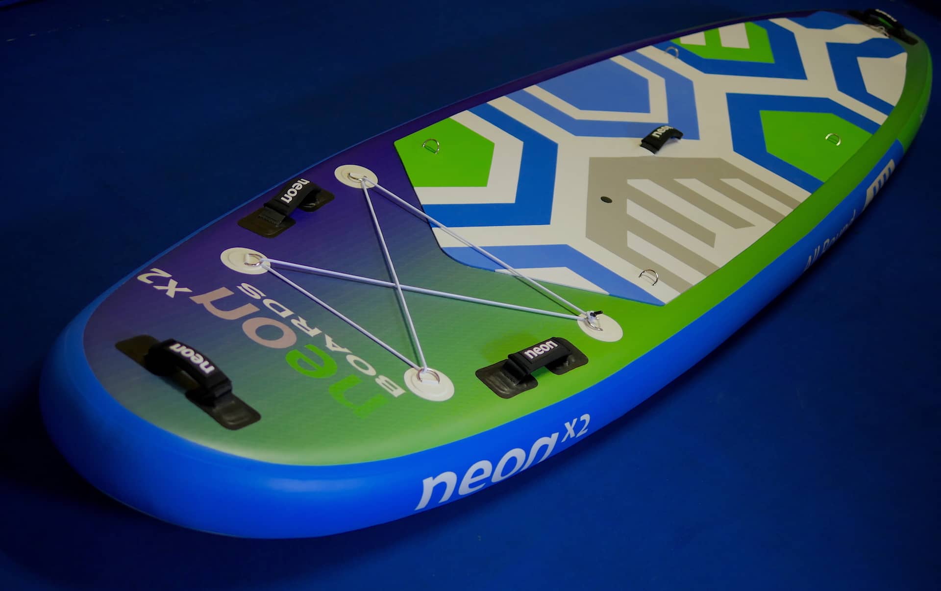 Nafukovací paddleboard Neon X2 - 1010x32x6 na zemi cely